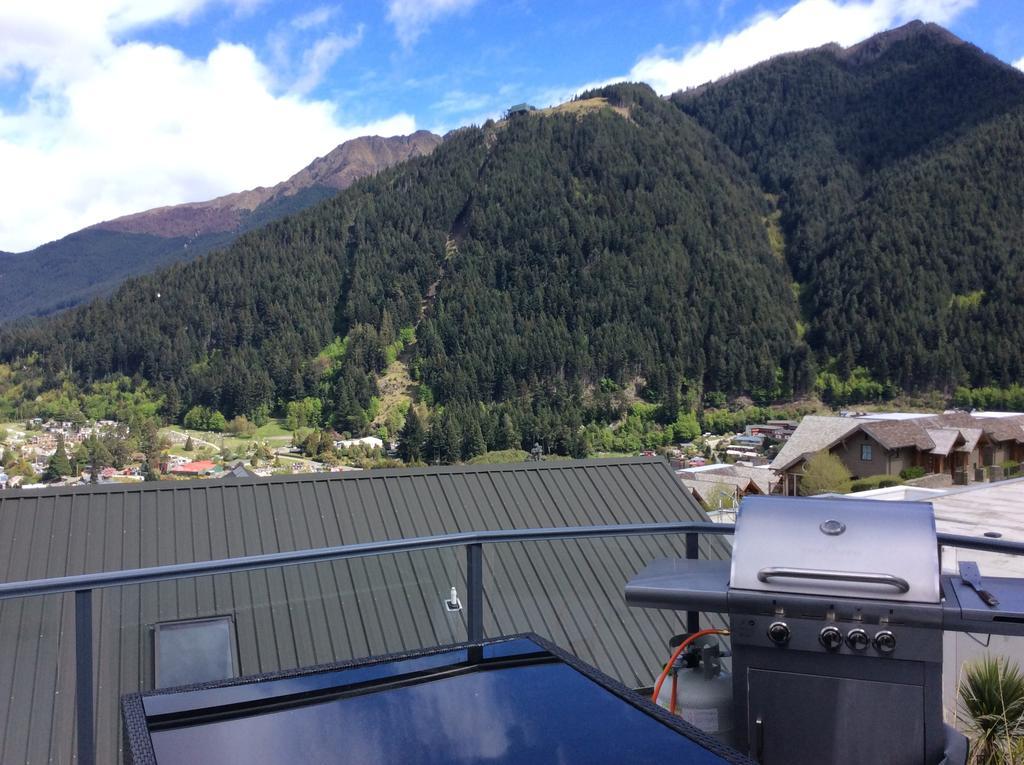 The Queenstown Bothy Exterior photo